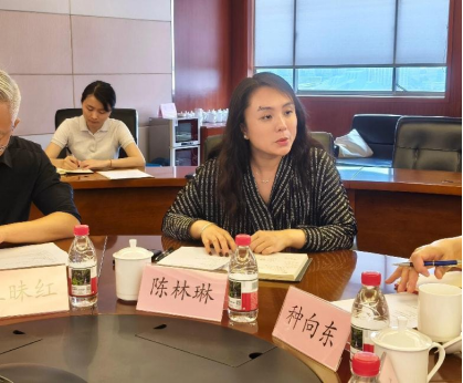 學(xué)會(huì)與重慶陸海傳媒簽署戰(zhàn)略合作協(xié)議深化教育出版與職教領(lǐng)域協(xié)同發(fā)展