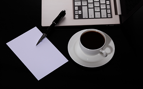 成人高考英語能考專八嗎？