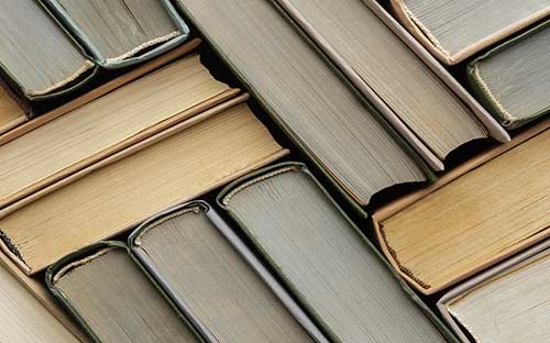 成考畢業(yè)證書申請條件有哪些？一般幾月拿畢業(yè)證？