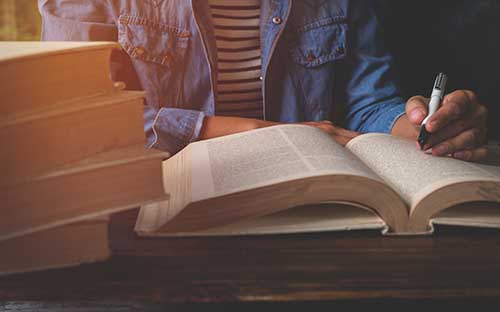 成人自考開設(shè)了哪些類型的課程?