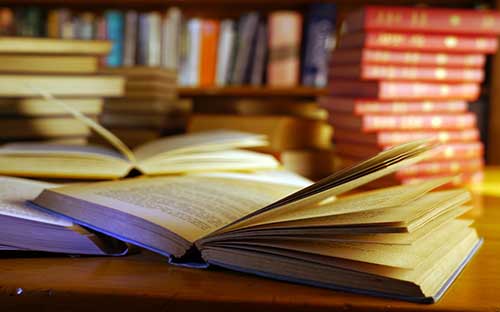 成人高考高升?？荚嚳颇侩y嗎？