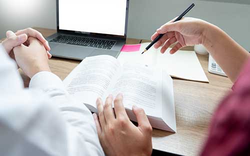 自考本科學(xué)歷選哪個(gè)專(zhuān)業(yè)好？