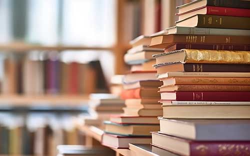 成人高考學(xué)習(xí)需要在學(xué)校上課嗎？