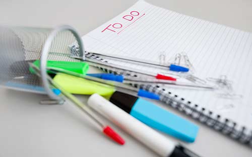 成人本科可以考事業(yè)編和公務(wù)員嗎？