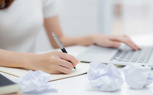 成人高考中專學(xué)歷可以考本科嗎？考哪些科目？