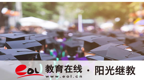 成人高考專升本上課時(shí)間一般是多久？考試好通過嗎？