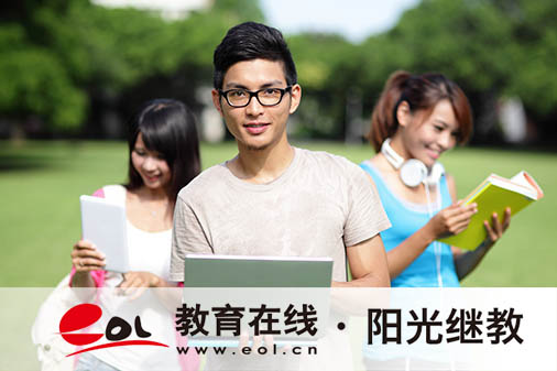 成人高考有什么考試指南？報(bào)考有哪些需要注意的？