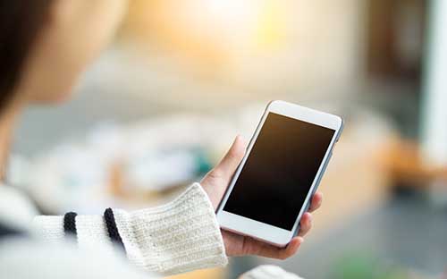 成人高考學(xué)校應(yīng)該怎么選擇？是先報(bào)考學(xué)校還是先考試？