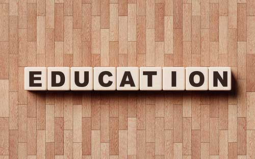 成人高考現(xiàn)在確認(rèn)都干什么？一定要本人嗎？