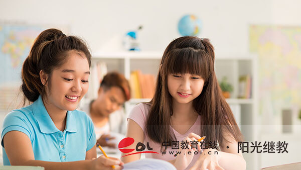 自考報(bào)名時(shí)間是在幾月？有哪些流程？