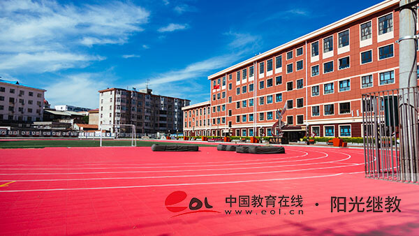 自考報(bào)名時(shí)間是多久？考試難度如何？