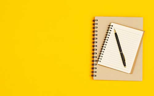 成人高考報(bào)名外地學(xué)校怎么上課？復(fù)習(xí)資料應(yīng)該怎么選？