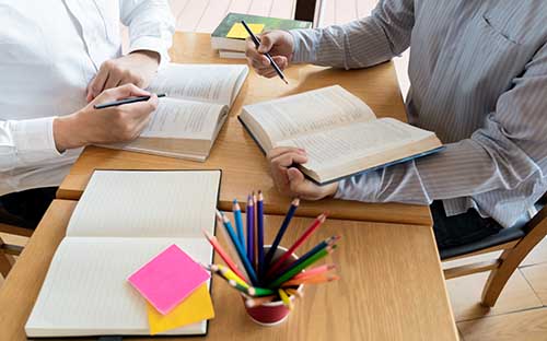 成人高考院校怎么選擇？哪些專業(yè)比較好？