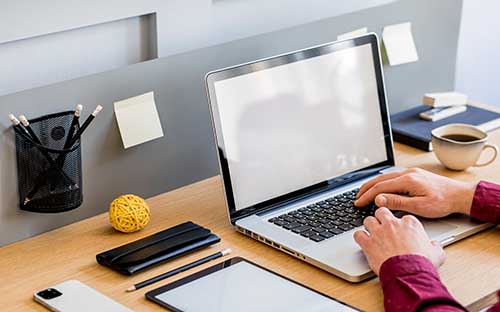 貴州成人高考網(wǎng)上報(bào)名條件有哪些？有哪些專業(yè)？