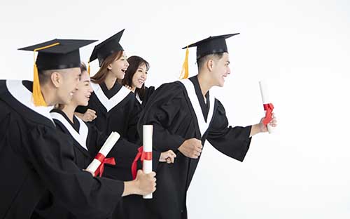 2024上海外國語大學出國留學預(yù)科要求高嗎