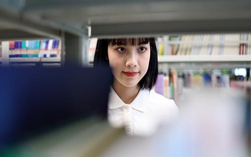 申請國內(nèi)留學(xué)預(yù)科院校對英語成績要求高嗎