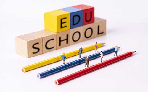 安大略藝術(shù)設(shè)計(jì)學(xué)院哪個(gè)專業(yè)好