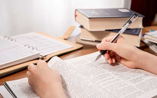 大阪藝術(shù)大學(xué)研究生申請條件