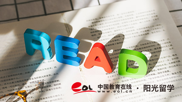 澳洲時尚傳播專業(yè)本科留學(xué)費用是多少錢