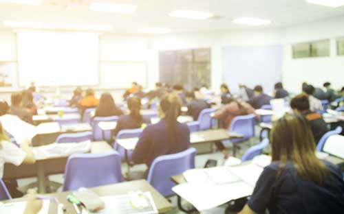 利茲大學(xué)留學(xué)費(fèi)用大概多少