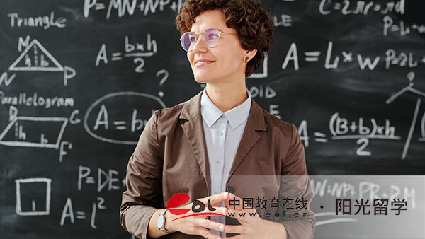 北歐國家留學攝影專業(yè)本科學費和申請要求