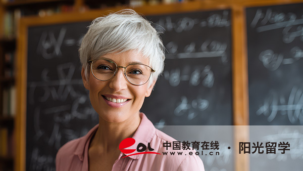 韓國(guó)版畫(huà)專業(yè)本科留學(xué)費(fèi)用多少錢(qián)