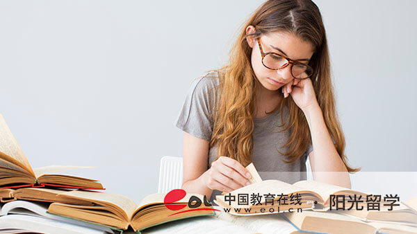 俄羅斯平面/視覺(jué)傳達(dá)設(shè)計(jì)專業(yè)本科留學(xué)有哪些條件