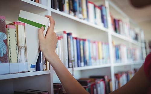 自考報(bào)名在哪里報(bào)？一般什么時(shí)候報(bào)考？