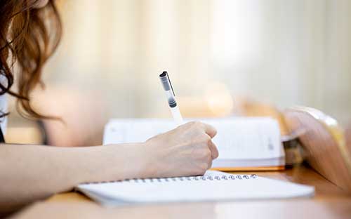 自考本科招生報名有哪些條件？有哪些報名流程？